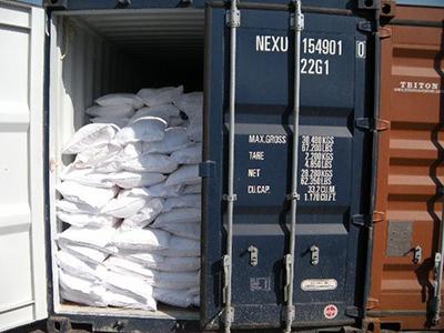 براميل ليفية وأكياس منسوجة 